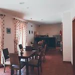 לינה וארוחת בוקר Casa Santa Catarina מונטאלגרה